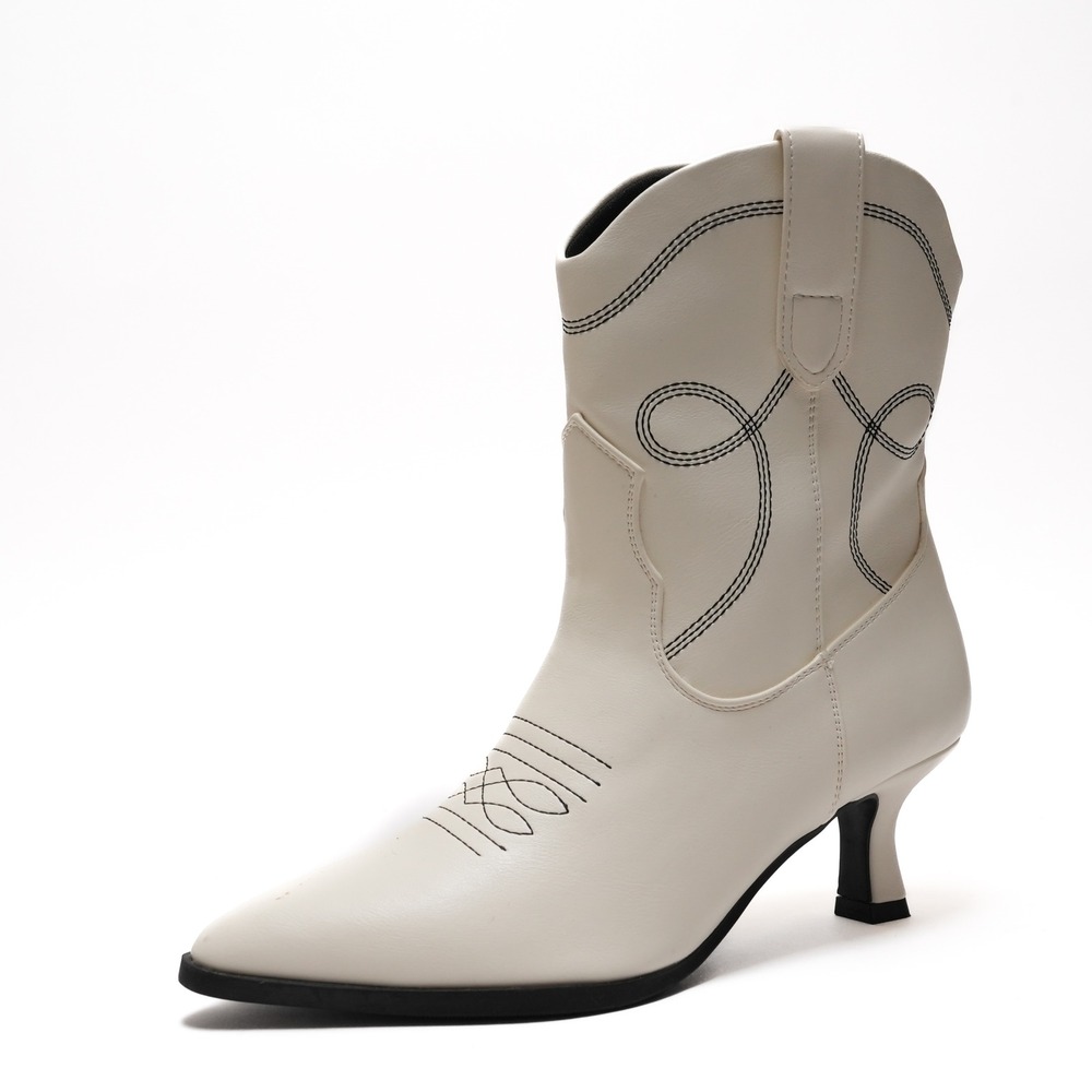 Universal Thread Jenson Western Boots Womens 6.5 Off White